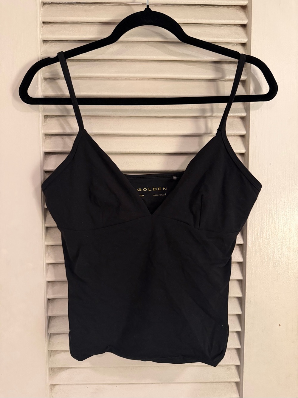Aritzia Golden Women’s Black Tank Top